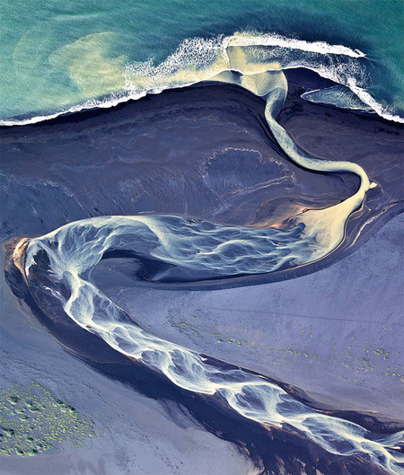 Icelandic river, so surreal it looks like an illusion.